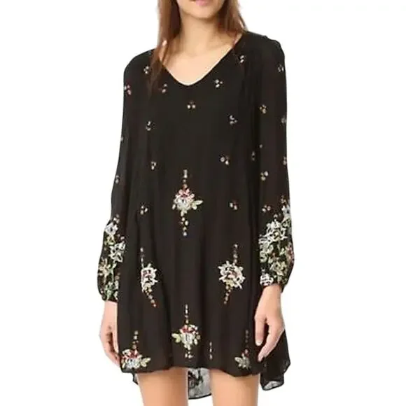 Free People Oxford embroidered swing dress black colorful floral embroidery EUC - Picture 10 of 10